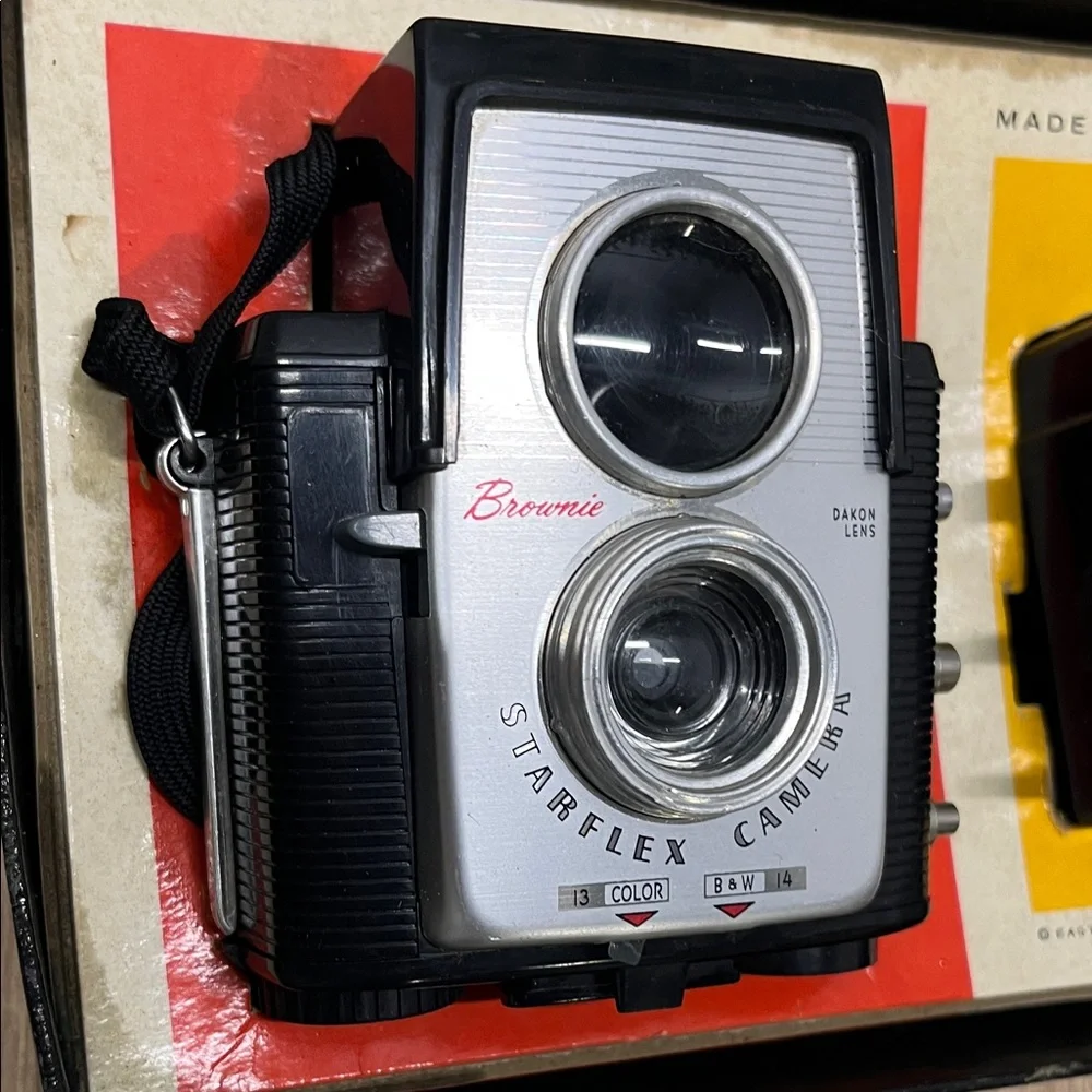 Kodak Brownie Vintage Starflex Black and Silver Camera Set
